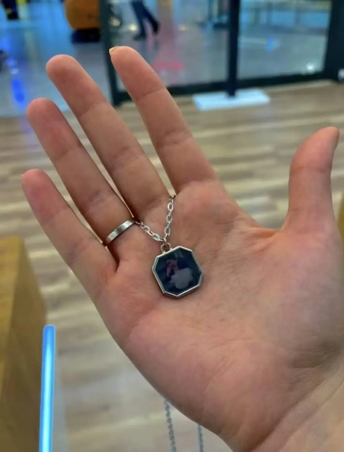 Benutzerdefinierte Halskette mit verstecktem Foto ErinnerungSchmuck