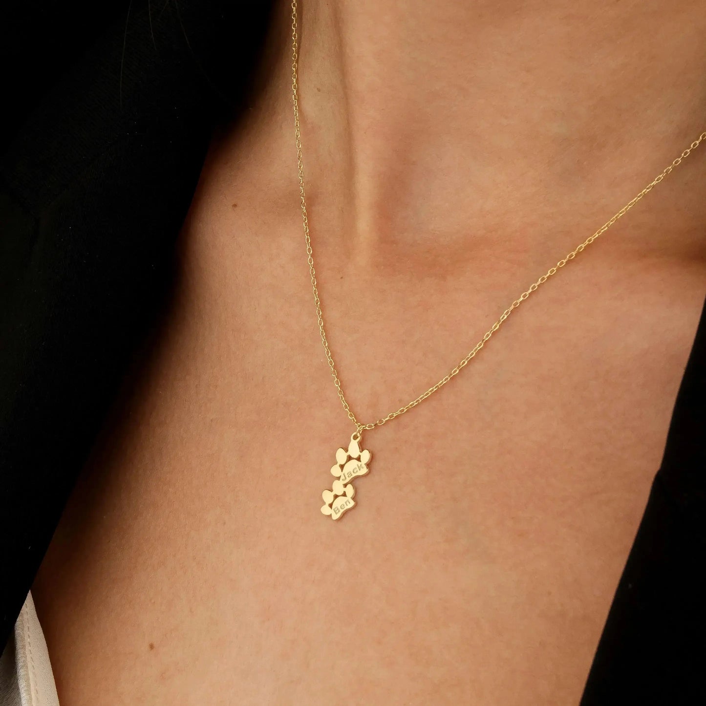 Personalisierte Halskette mit Namen und Pfote  ErinnerungSchmuck